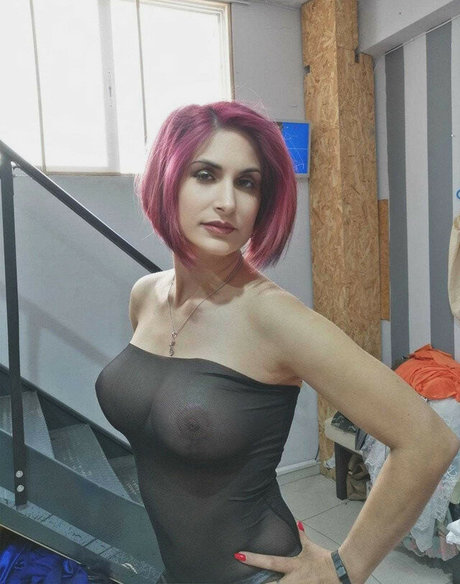 elenaxatzi model high quality gallery