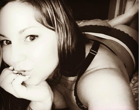 asian influencer onlyfans sexy pictures