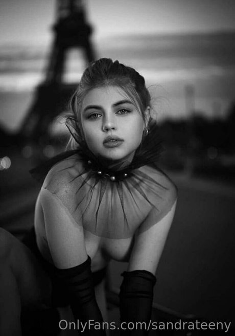 sandra tiny free actress gallery