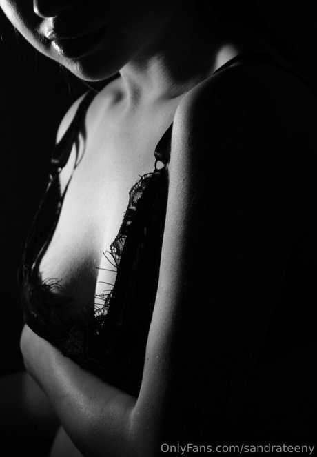 sandra tiny pornstar sexy images