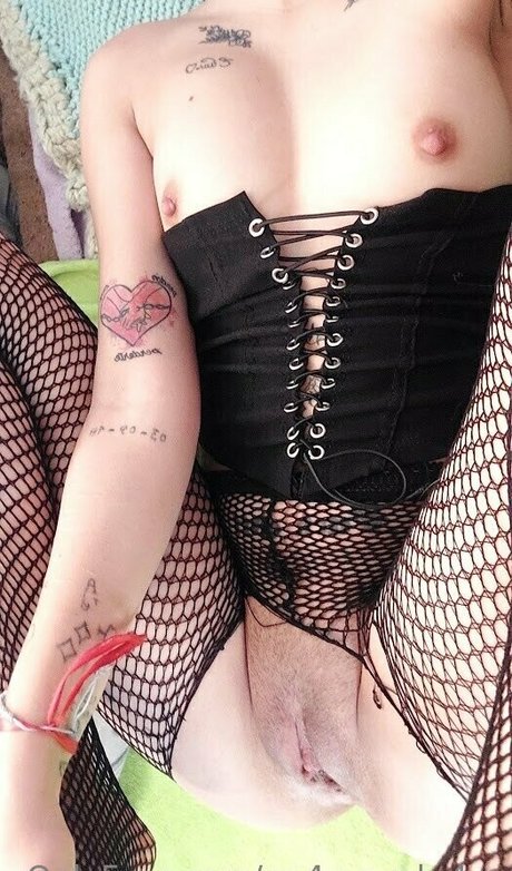 m 4 r u c h 4 n top pornstar pic