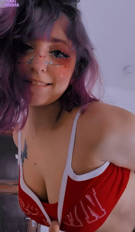 Gabi Nohara star sexy photos
