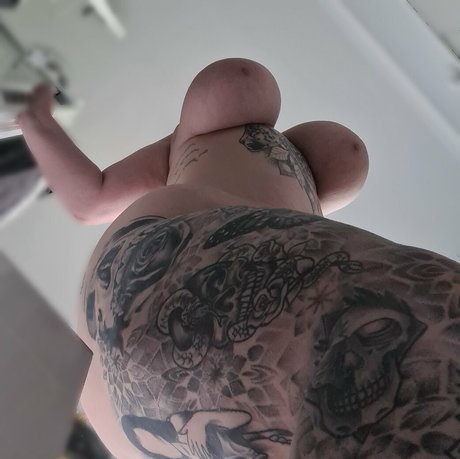 Mspamelia nudes star pics