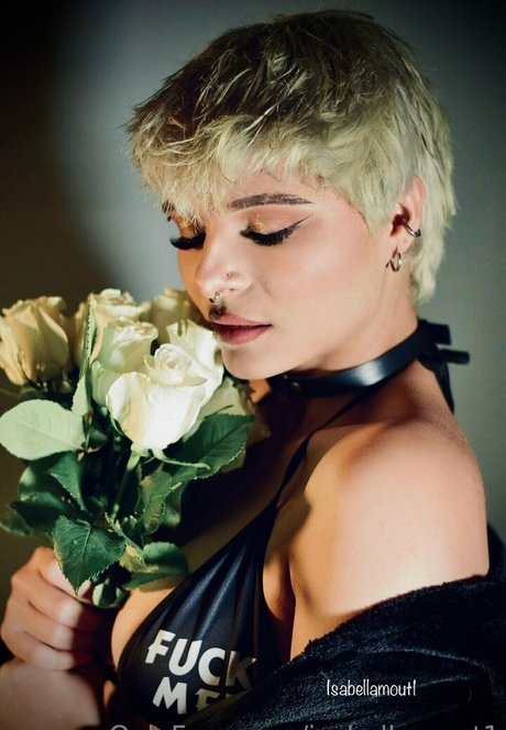 isabellamout1 hot star gallery