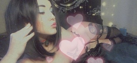 hotmessblair nude actress picture