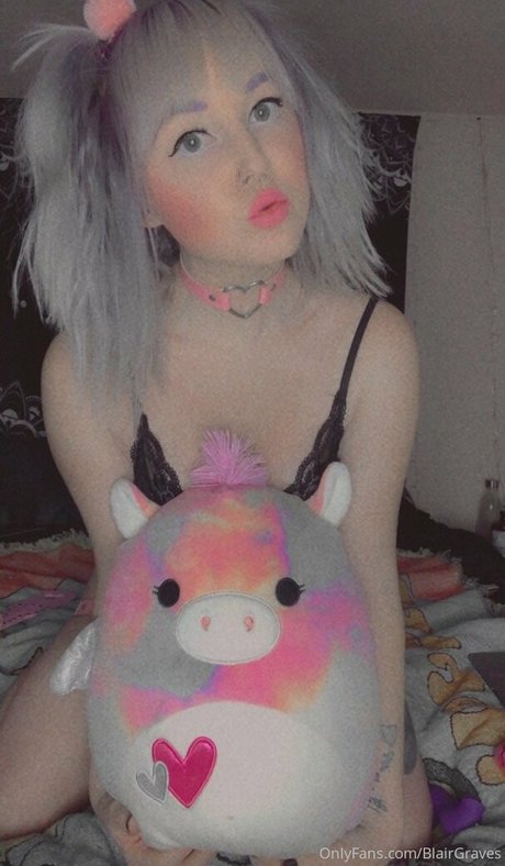 hotmessblair nudes actress images