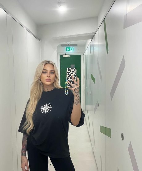 mommy son onlyfans beautiful picture