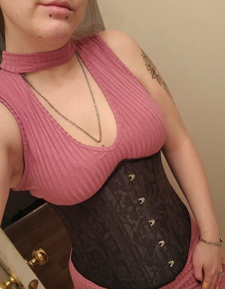 dreadfuldesire sex star photos