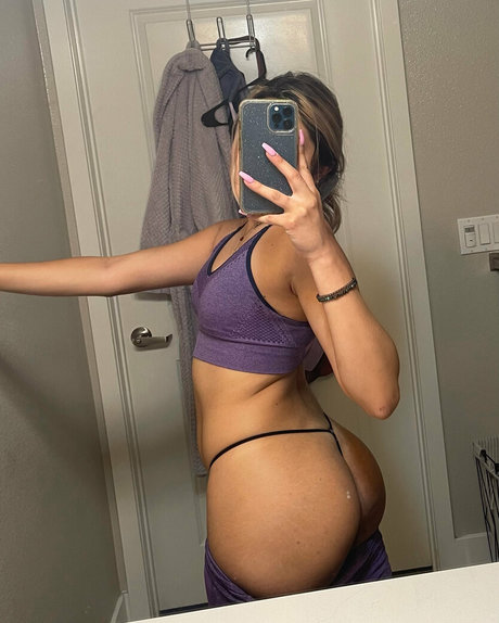 karinugh hot pornstar galleries