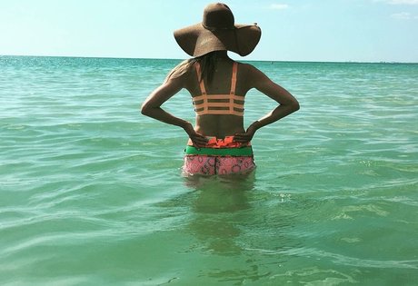 Laura Rutledge beautiful model photos