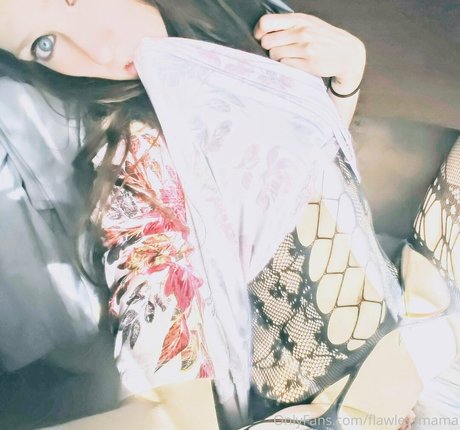 flawlessmama pornographic actress image