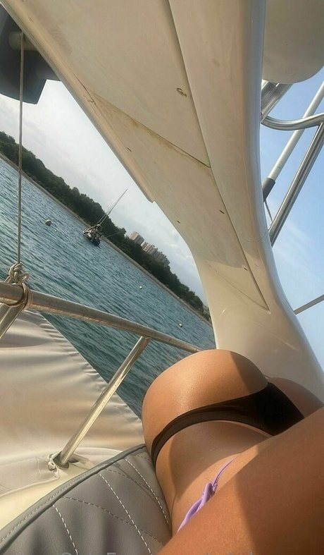 kaarlitaa20 Profile Pic