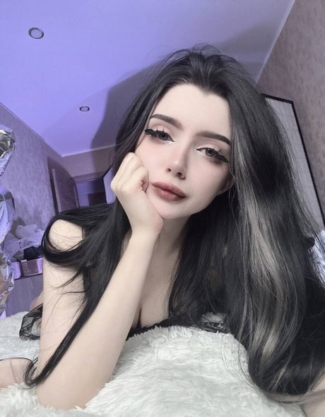 morphilina model beautiful photo