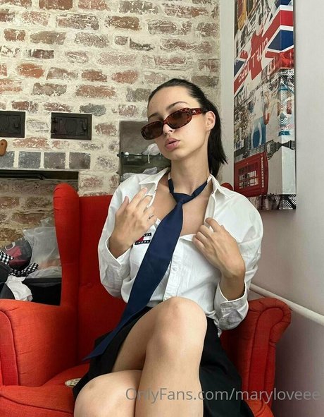 maryloveeeefree free model picture