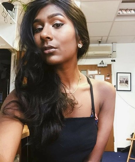Ash Sarkar sex pornstar galleries