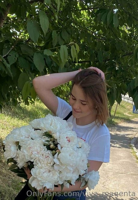 young onlyfans art porn gallery