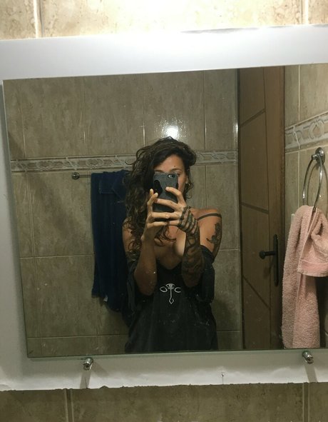 ther ebeck porn star image