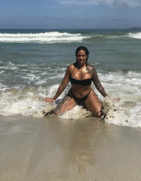 amateur wife onlyfans art naked image