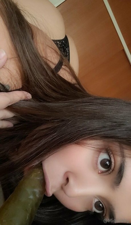 miqibaby pornstar beautiful pictures