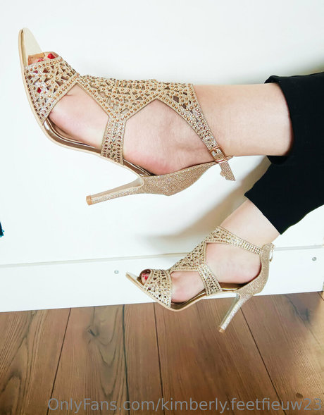 kimberly feetfieuw23 model nude archive