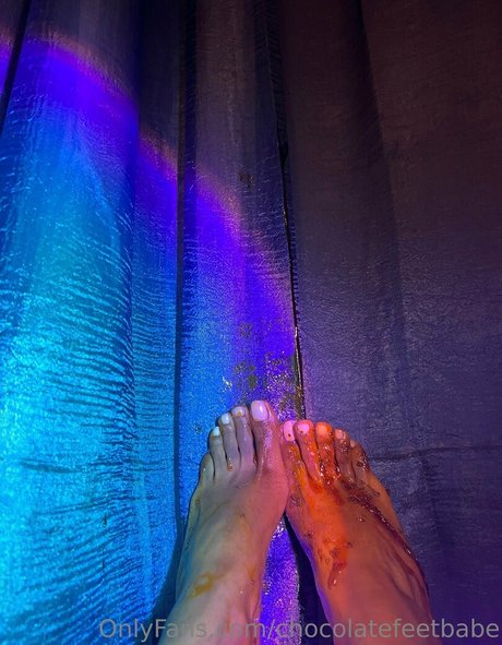 chocolatefeetbabe star free pictures