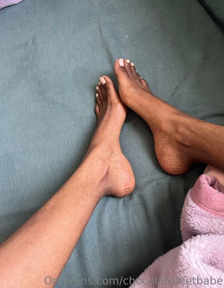 chocolatefeetbabe model xxx photos