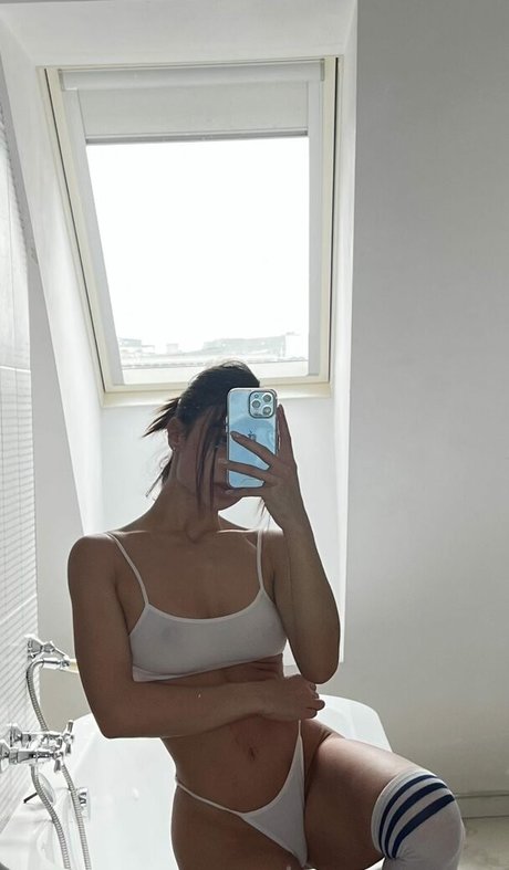 brown eyes kitty onlyfans art xxx pictures