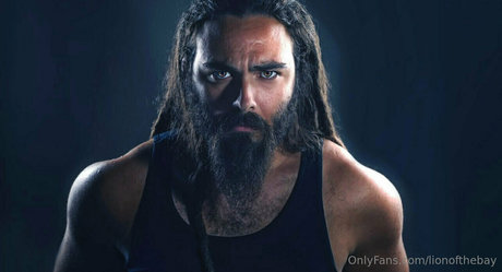 lionofthebay star exclusive pictures