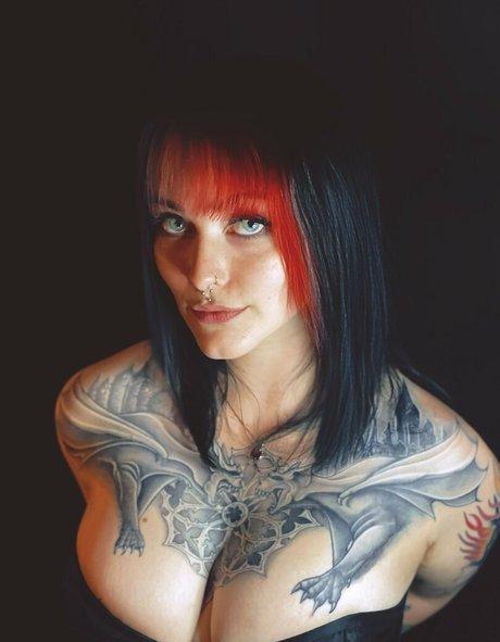 lionofthebay pornographic actress photo