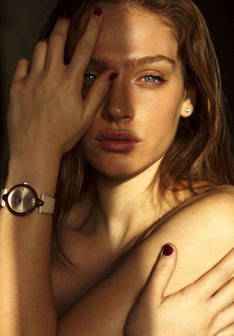 Romi Pavoncello exclusive model galleries