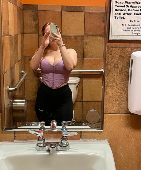 blonde trans onlyfans pretty galleries