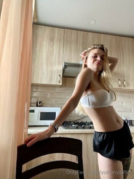 yummysofie pornstar art archive