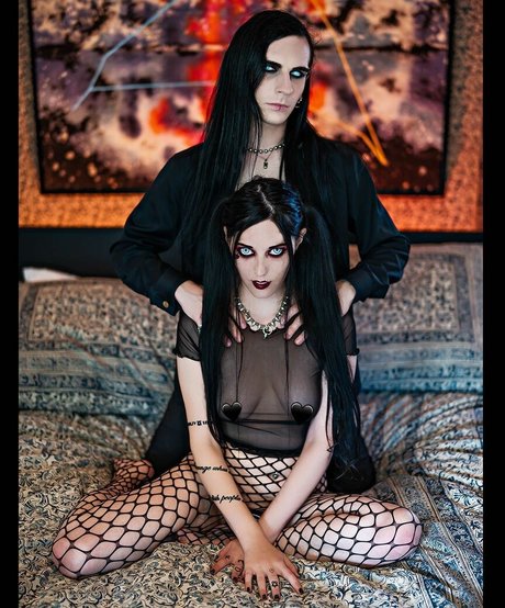 Kaitland Axelrood model naked photos