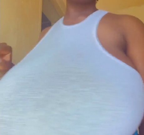 teen young onlyfans sexy naked image