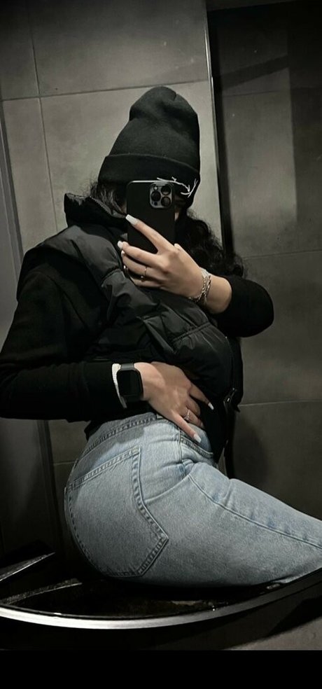 beach milf onlyfans nude picture