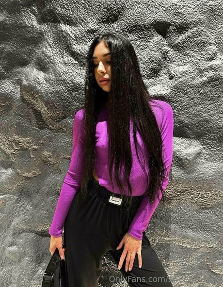 teen tits onlyfans hot pic