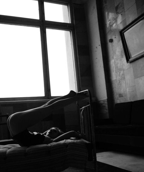 Annie Kinshova beautiful pornstar photo