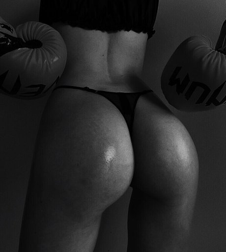 Annie Kinshova high quality star gallery