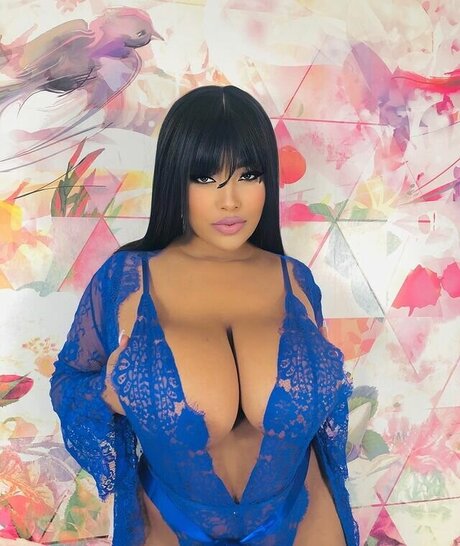 Thayana Babyy star erotic photos