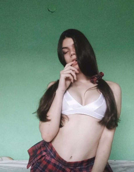 Acronica art model gallery