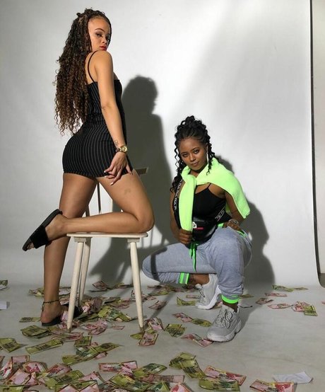 Bella Batista high quality actress pictures