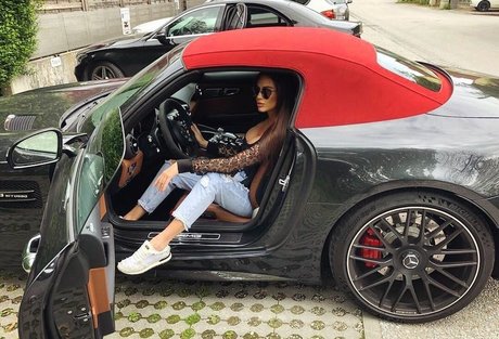 Anet Kailing model pics