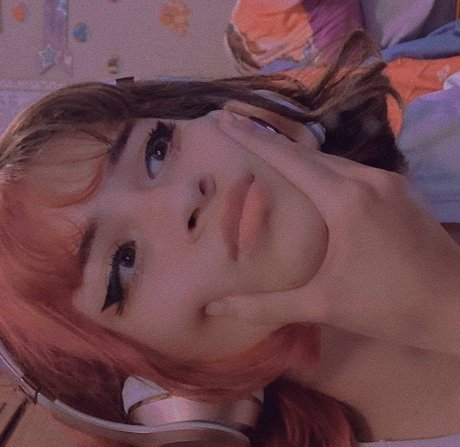 Teeniepet adult star pictures