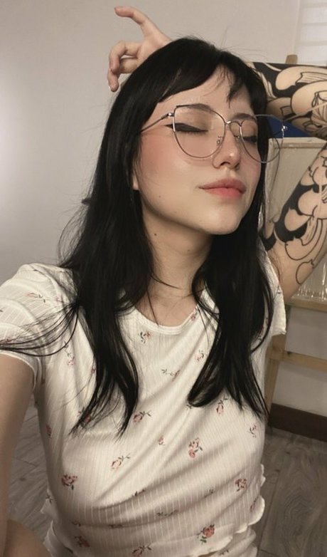 Midori__San nude model img