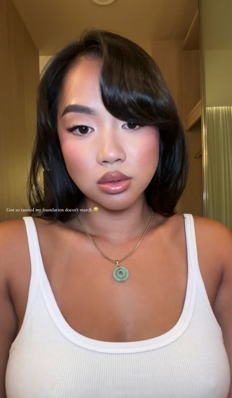 Twaydabae naked pornstar gallery