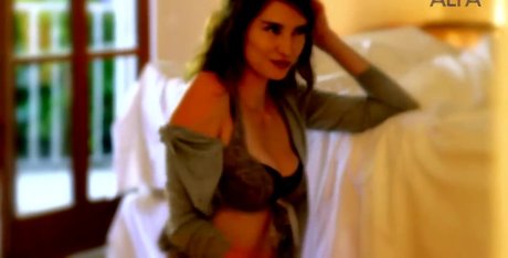 asian brunette onlyfans hot naked images