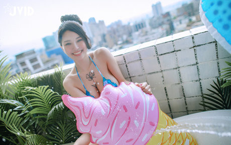 blonde famous onlyfans free sexy photo