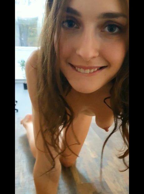 Koketochka555 star naked image