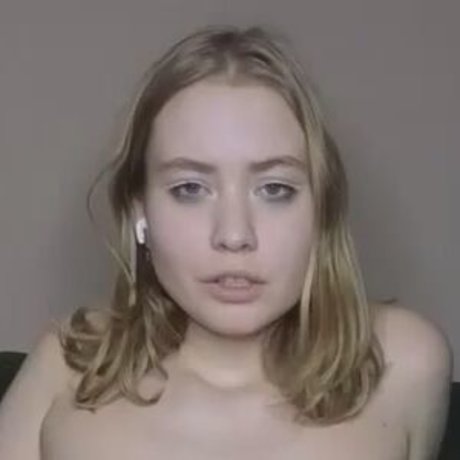 BrandyHelga pornstar pretty images