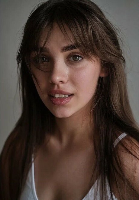 Nemmy Horin naked actress photos